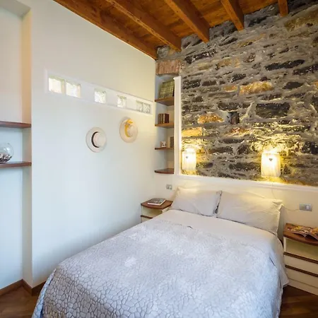 Il Faro Nella Roccia דירה